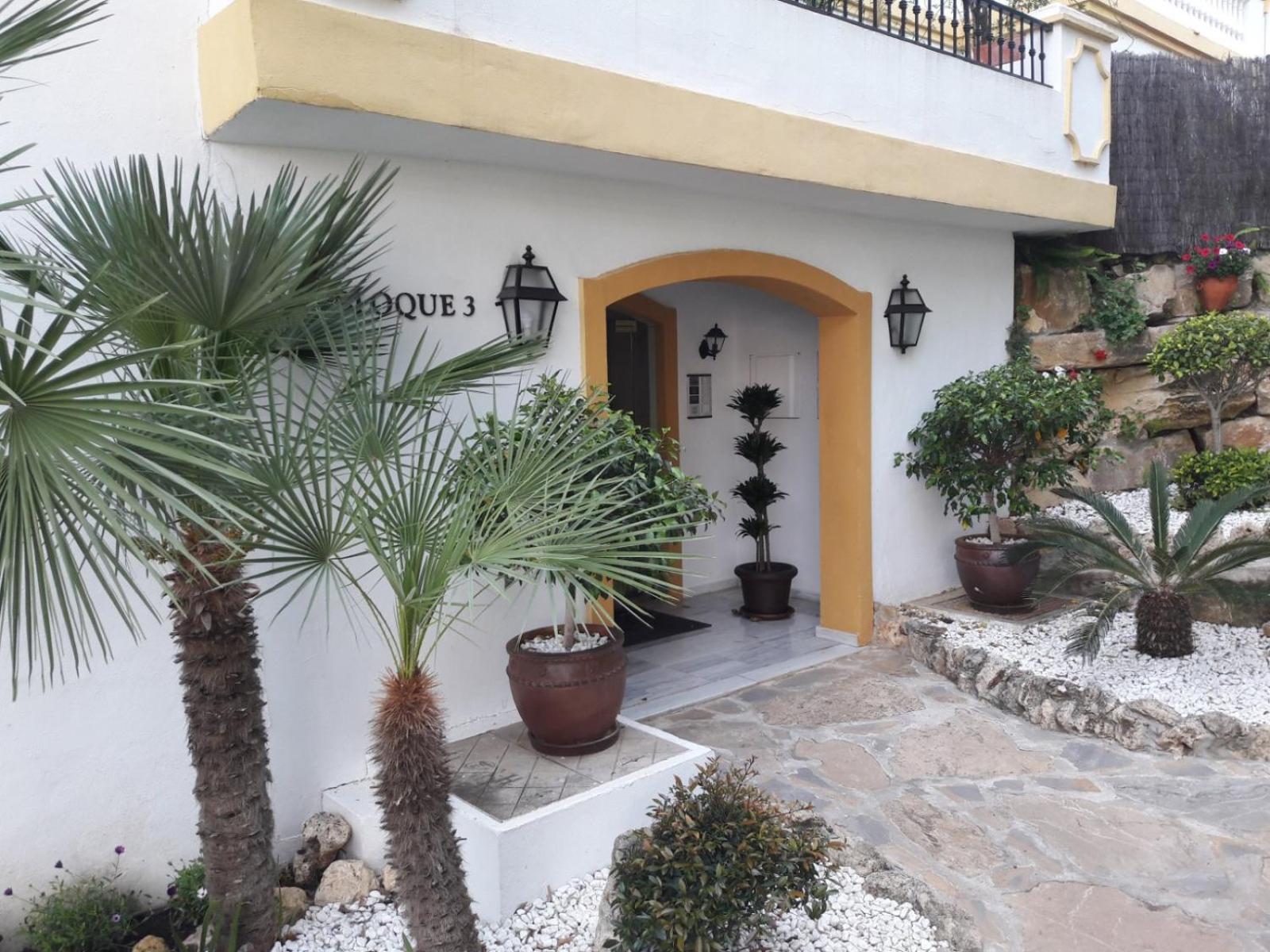 דירות Chez Migs & Luci. Marbella. Milla De Oro. Golden Mille מראה חיצוני תמונה